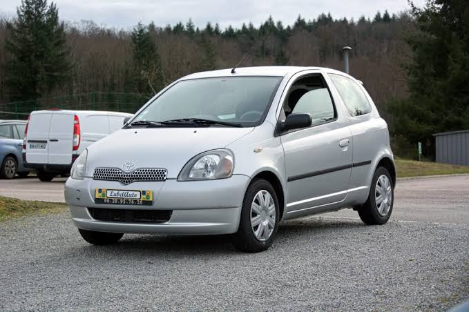 Toyota Yaris 1.0 2000
